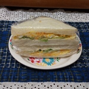 茹で卵とベビーチーズのホットサンド